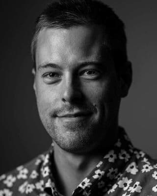 Matthew Fons counselor portrait